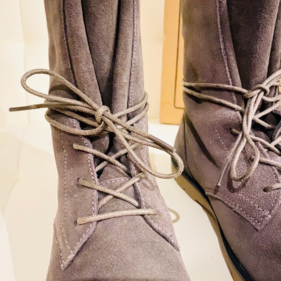 NEW DIRTY LAUNDRY Combat Boots - Picture 3 of 16